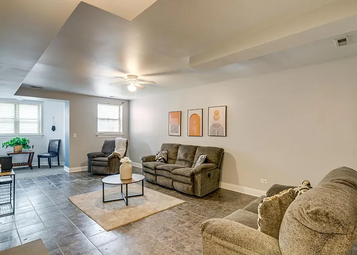 1 Mi To Washington Park: Spacious 1st-floor Condo! Ferienhaus *