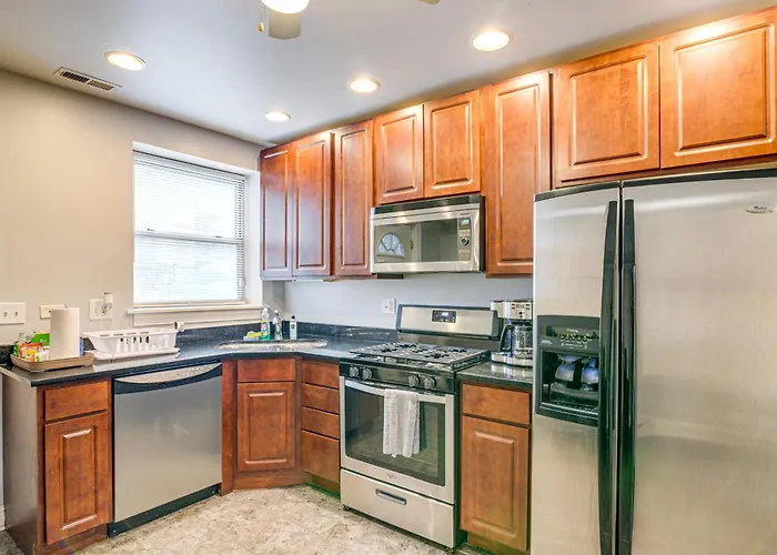 1 Mi To Washington Park: Spacious 1st-floor Condo! Ferienhaus Chicago