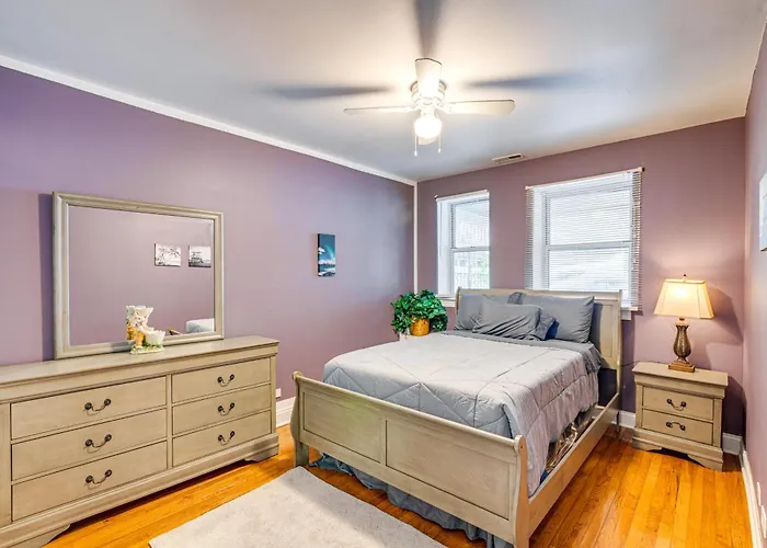 1 Mi To Washington Park: Spacious 1st-floor Condo! Ferienhaus Chicago